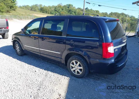 2013 Chrysler Town & Country Touring from USA, damaged, VIN 2C4RC1BG0DR657455